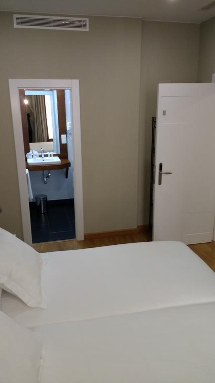 מדריד Los Amigos Vip Rooms מראה חיצוני תמונה